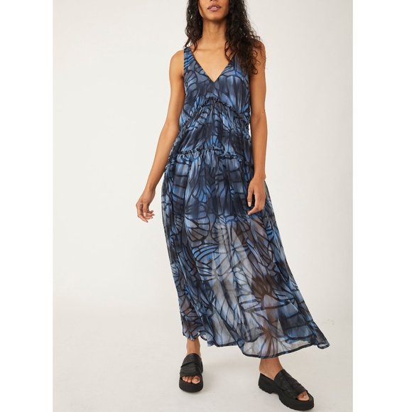 Julianna Maxi